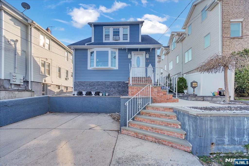 644 Valley Brook Avenue