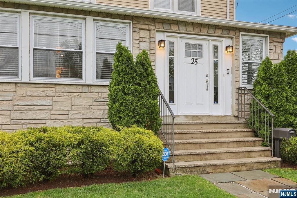 25 Cooper Avenue