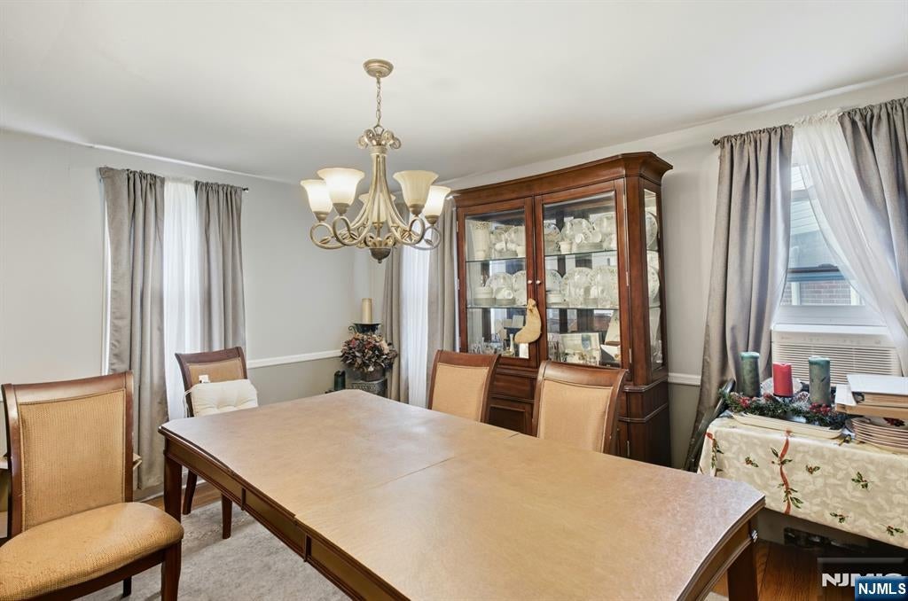 185 W Passaic Avenue