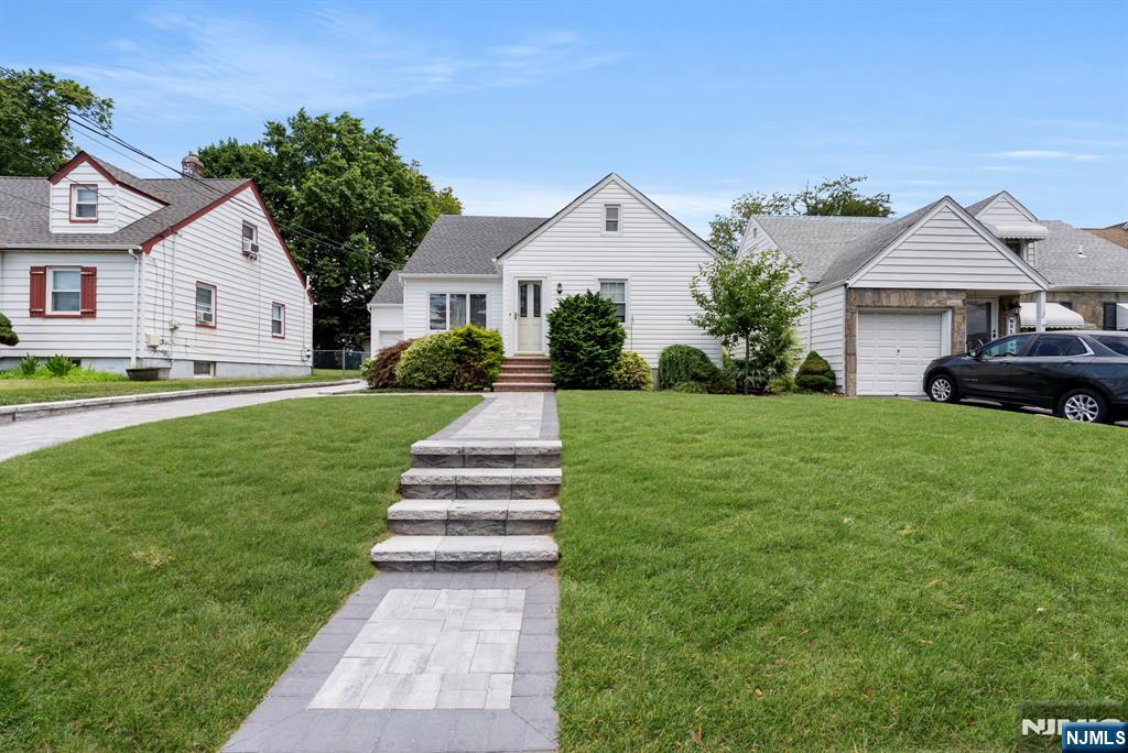 338 South Parkway