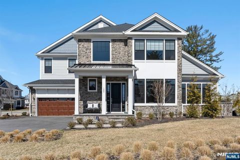 189 Woodmont Circle River Vale NJ 07675