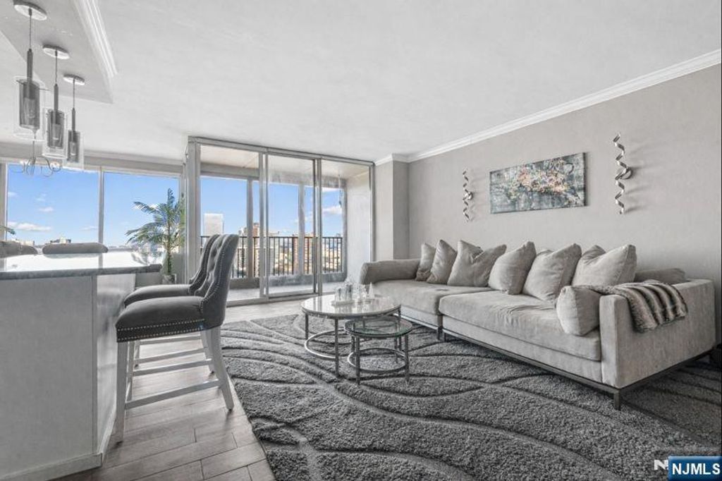 Photo of 6 Horizon Road #2809, Fort Lee, NJ 07024 (MLS # 25042943)