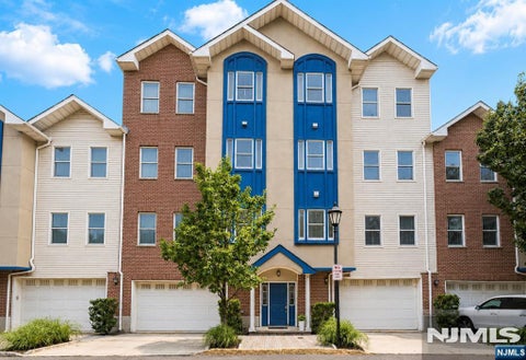 Photo of 620 38th Street #205, Union City, NJ 07087 (MLS # 26040086)