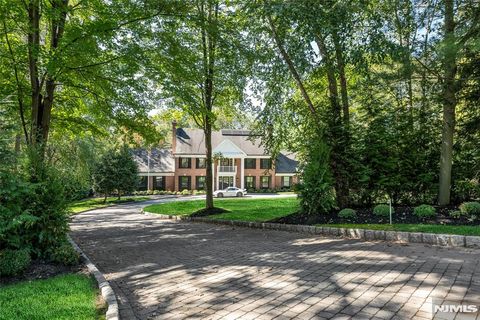 13 Powder Hill Road Saddle River NJ 07458