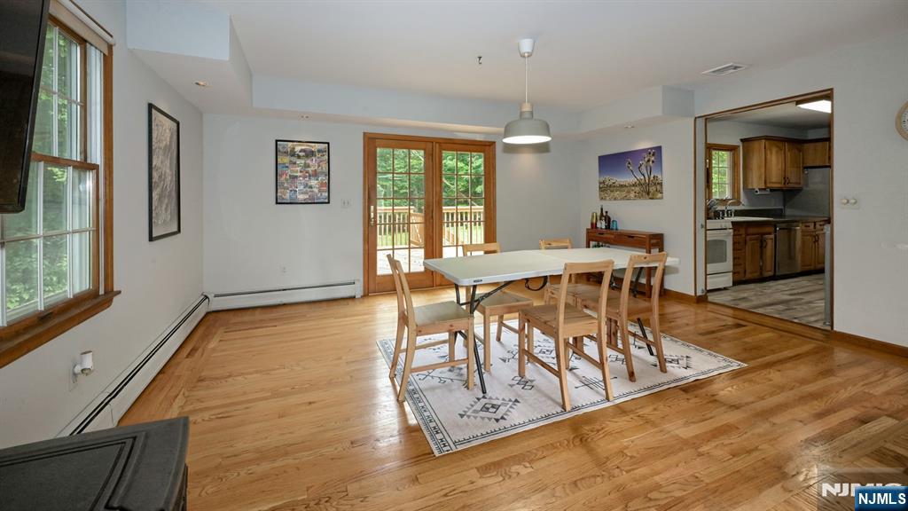 18 Maple Road