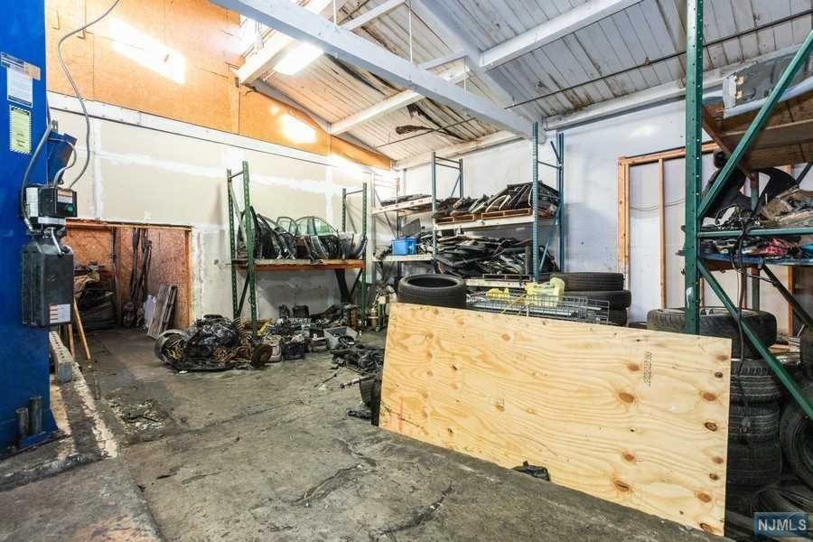 185-197 Warren Street