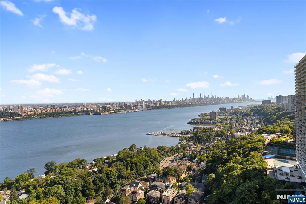 200 Old Palisade Road 23G