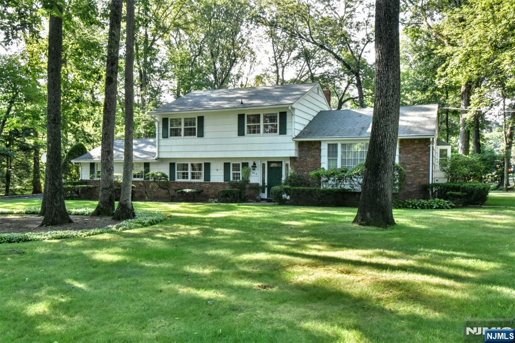 608 W Covington Place