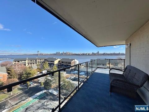 Photo of 1203 River Rd #6E, Edgewater, NJ 07020 (MLS # 26000252)
