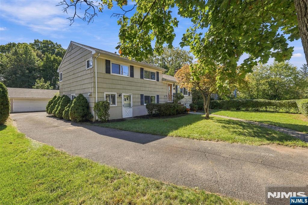 618 Shelton Road