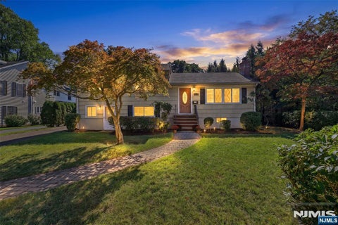 Photo of 618 Shelton Road, Ridgewood Village, NJ 07450 (MLS # 26035953)