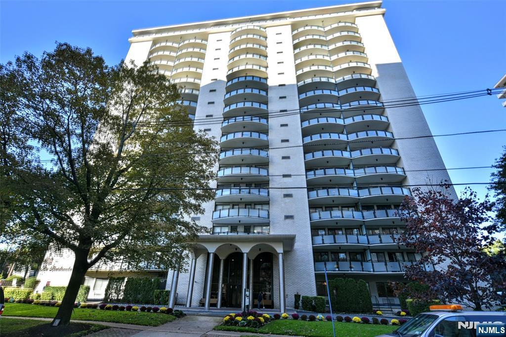 125 Prospect Avenue 3 J