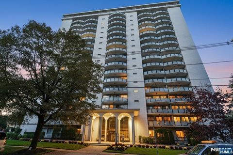 125 Prospect Avenue 3 J Hackensack NJ 07601