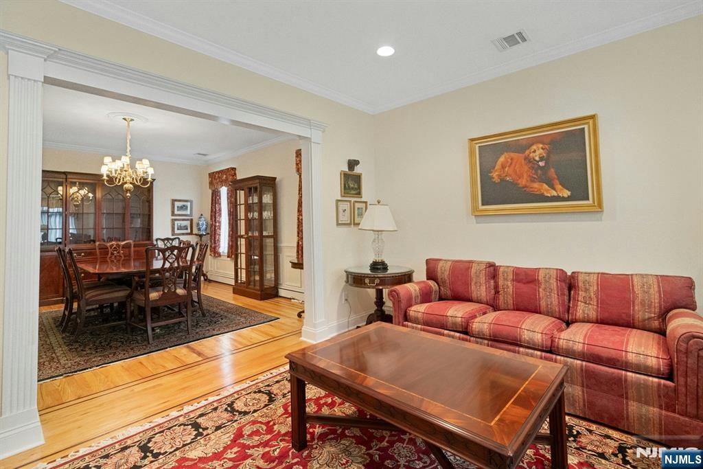 87 Linden Avenue
