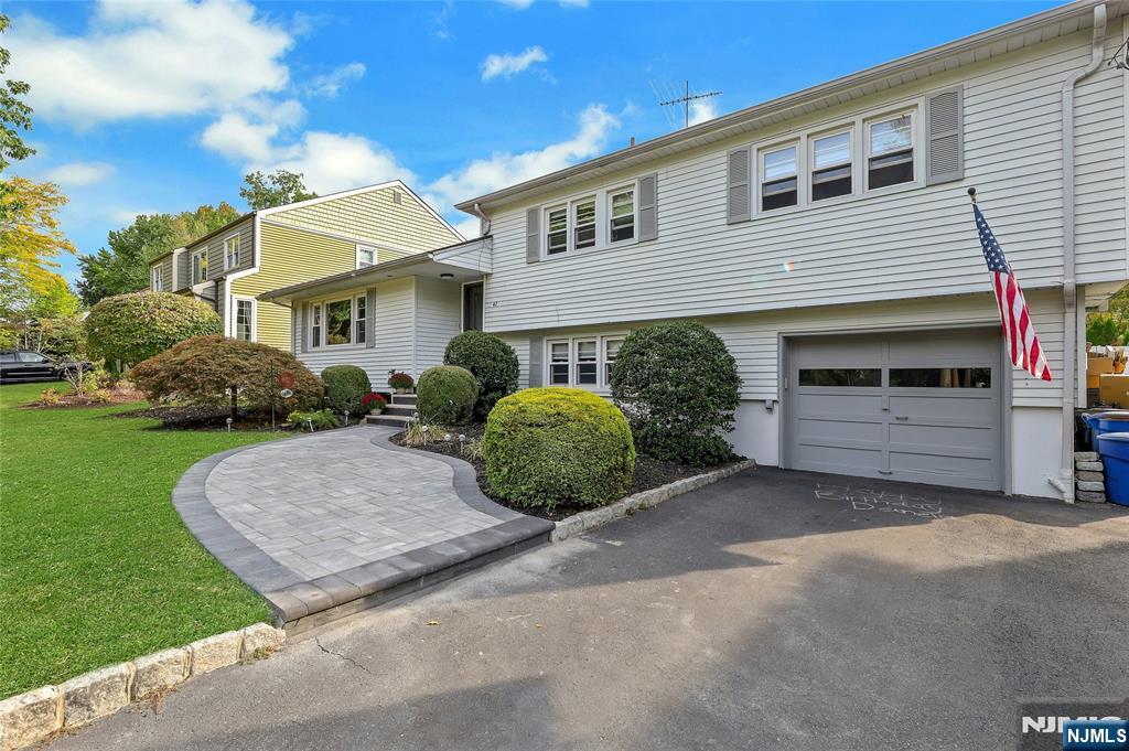 42 Eastbrook Drive