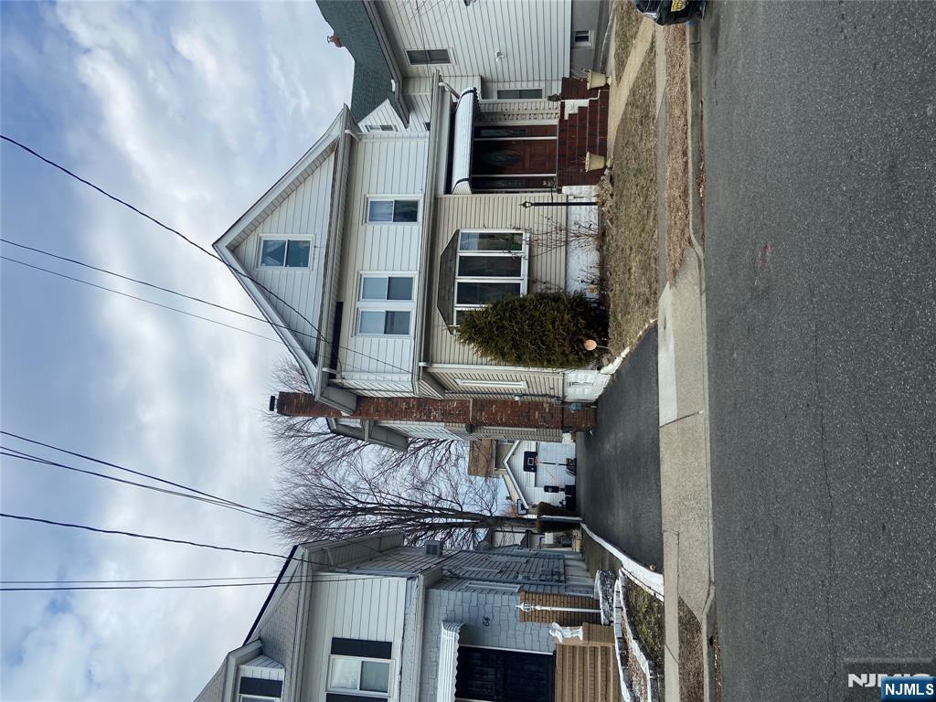 60 3rd Street, Clifton, New Jersey - 5 Bedrooms  
3 Bathrooms  
11 Rooms - 