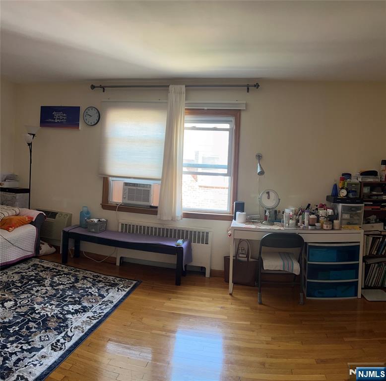 715 Broad Avenue 5A