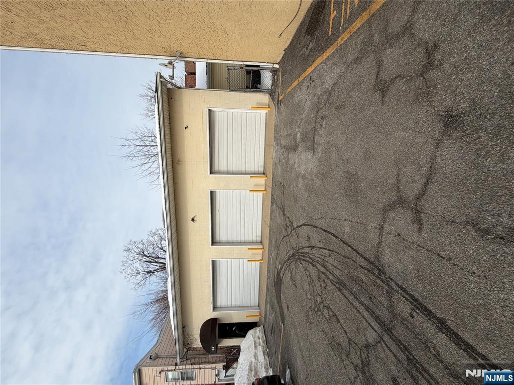 67 Farnham Avenue 67