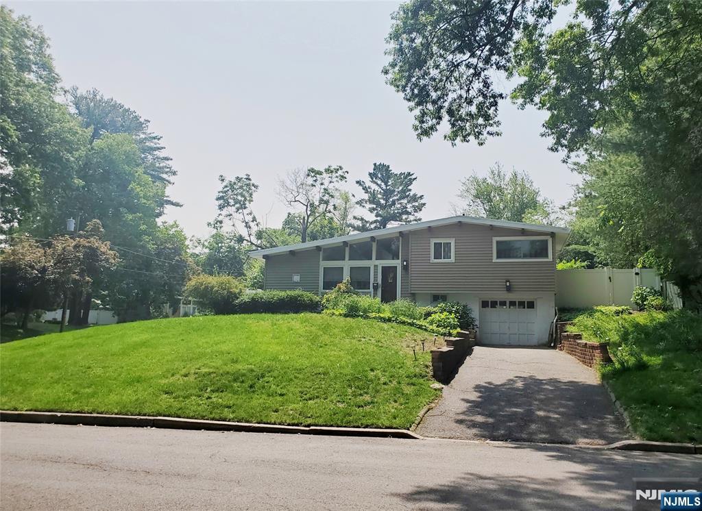Property for Sale at 167 Belmont Street, Englewood, New Jersey - Bedrooms: 4 
Bathrooms: 2 
Rooms: 7  - $580,000