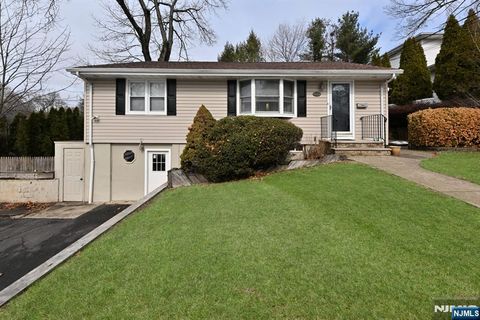 Photo of 888 Edison Street, Twp of Washington, NJ 07676 (MLS # 26006973)