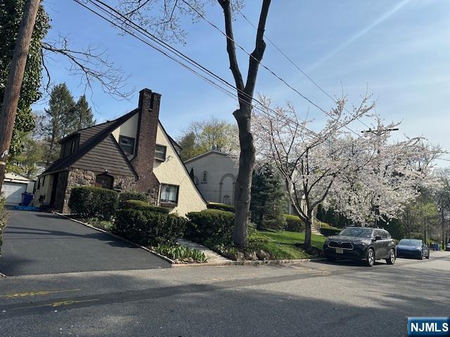 279 Starling Road