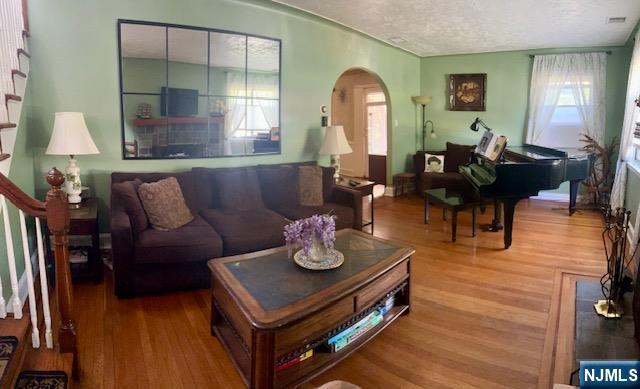279 Starling Road