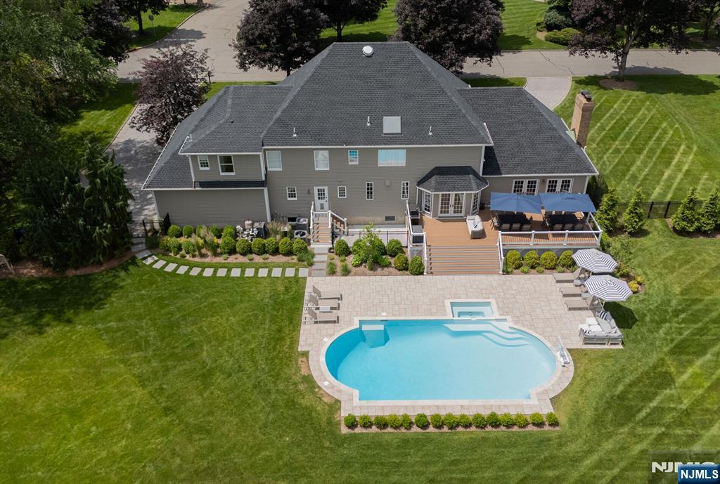 813 Sussex Road