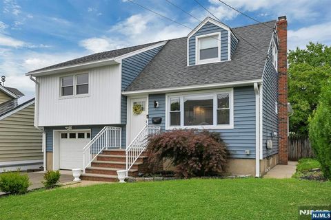Photo of 57 Ottawa Avenue, Hasbrouck Heights, NJ 07604 (MLS # 26021637)