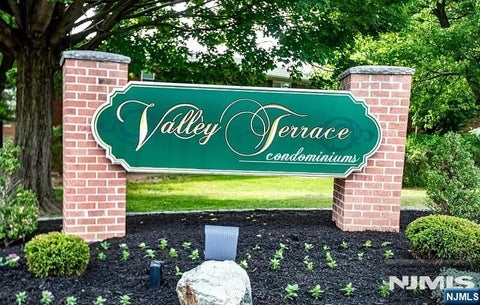 Photo of 1130 Valley Road #2B, Wayne, NJ 07470 (MLS # 26035476)