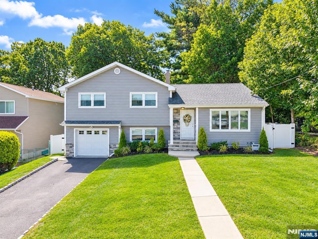35 Bender Drive