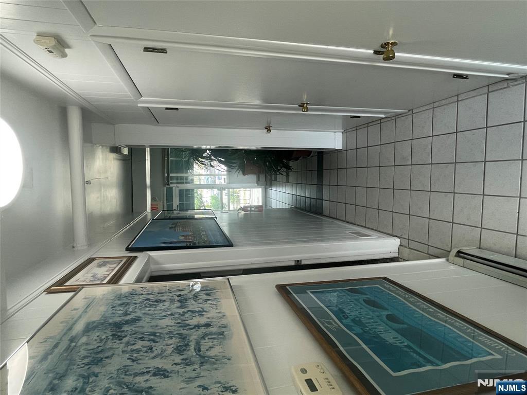 87 Old River Street 1st Floor