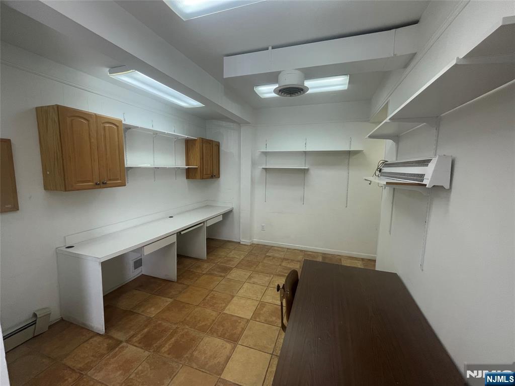 87 Old River Street 1st Floor