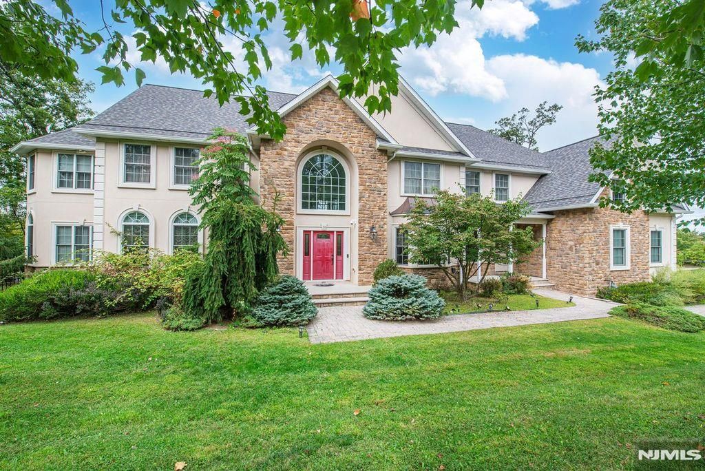 Photo of 68 Eileen Drive, Cedar Grove, NJ 07009 (MLS # 25033563)