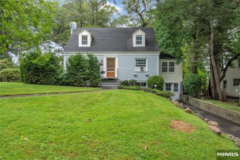 Photo of 93 Lexington AVE, Cresskill, NJ 07626 (MLS # 26035666)