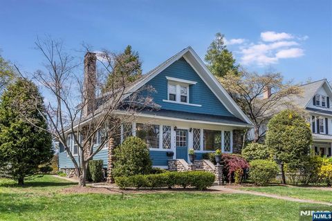 490 Maple Avenue Glen Rock NJ 07452