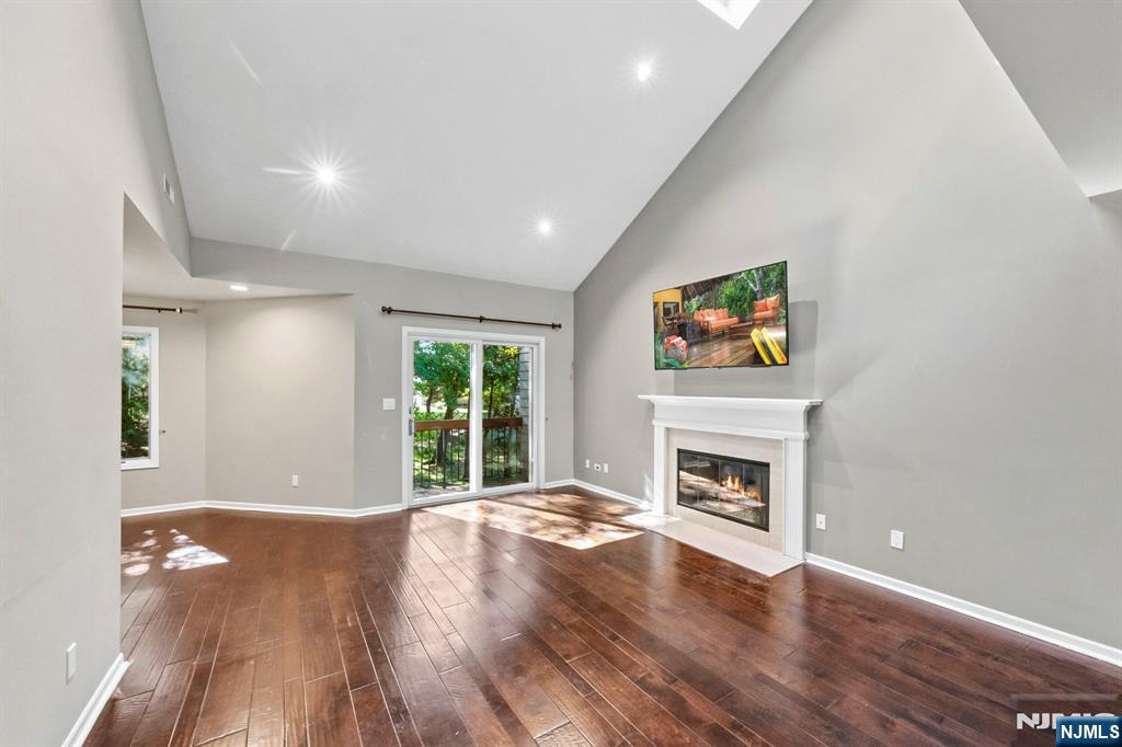 2 Parkside Terrace 2A