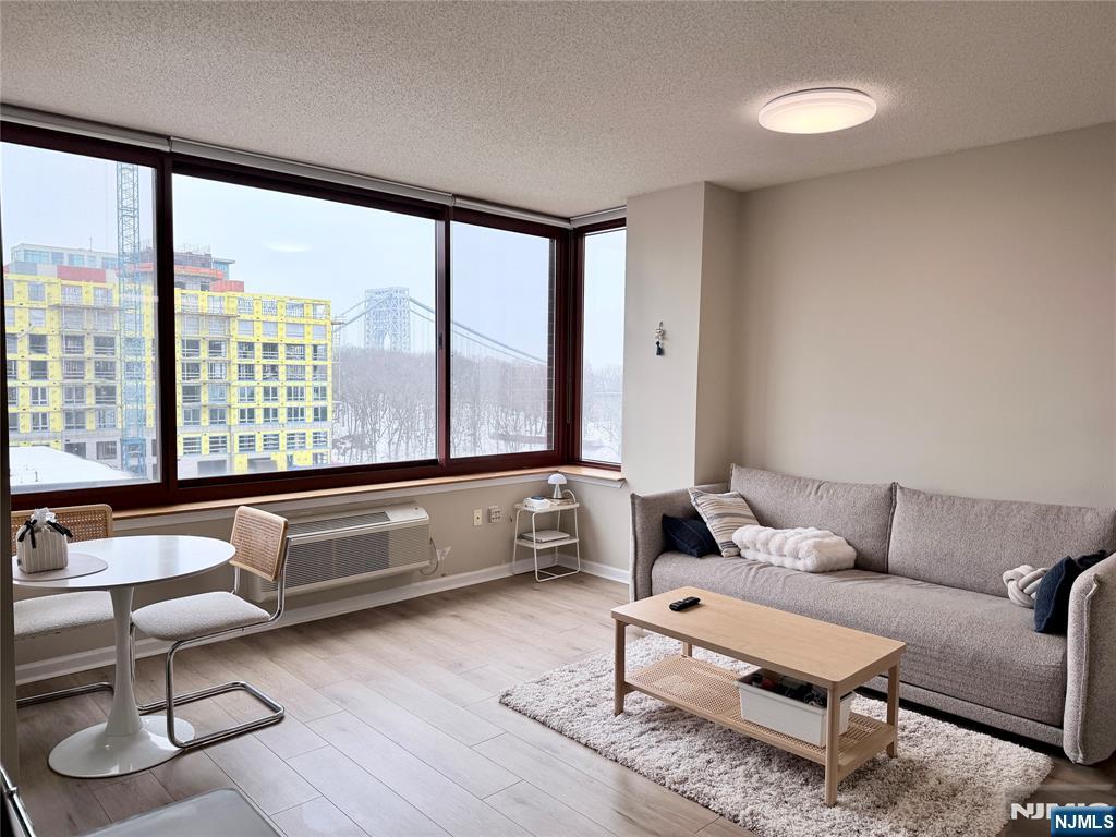 100 Old Palisade Road 1813