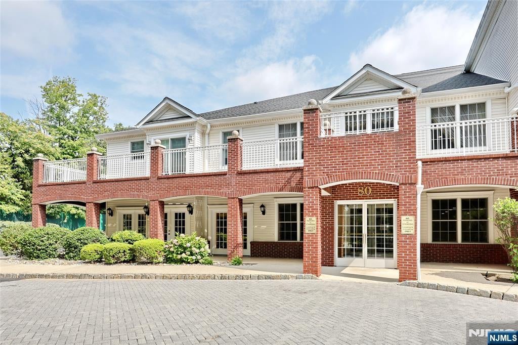 80 Ridgewood Road 117