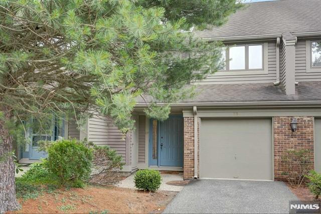 Rental Property at 119 Macleish Ct 119, Mahwah, New Jersey - Bedrooms: 2 
Bathrooms: 3 
Rooms: 6  - $4,100 MO.
