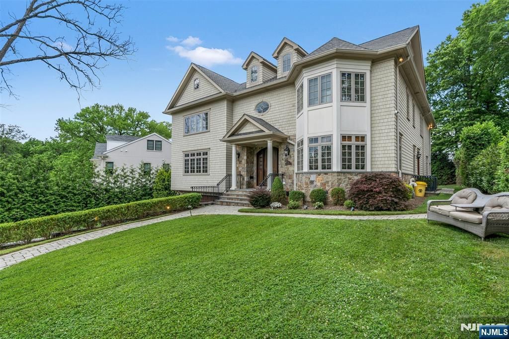 Photo of 591 Warwick Avenue, Teaneck, NJ 07666 (MLS # 25020171)