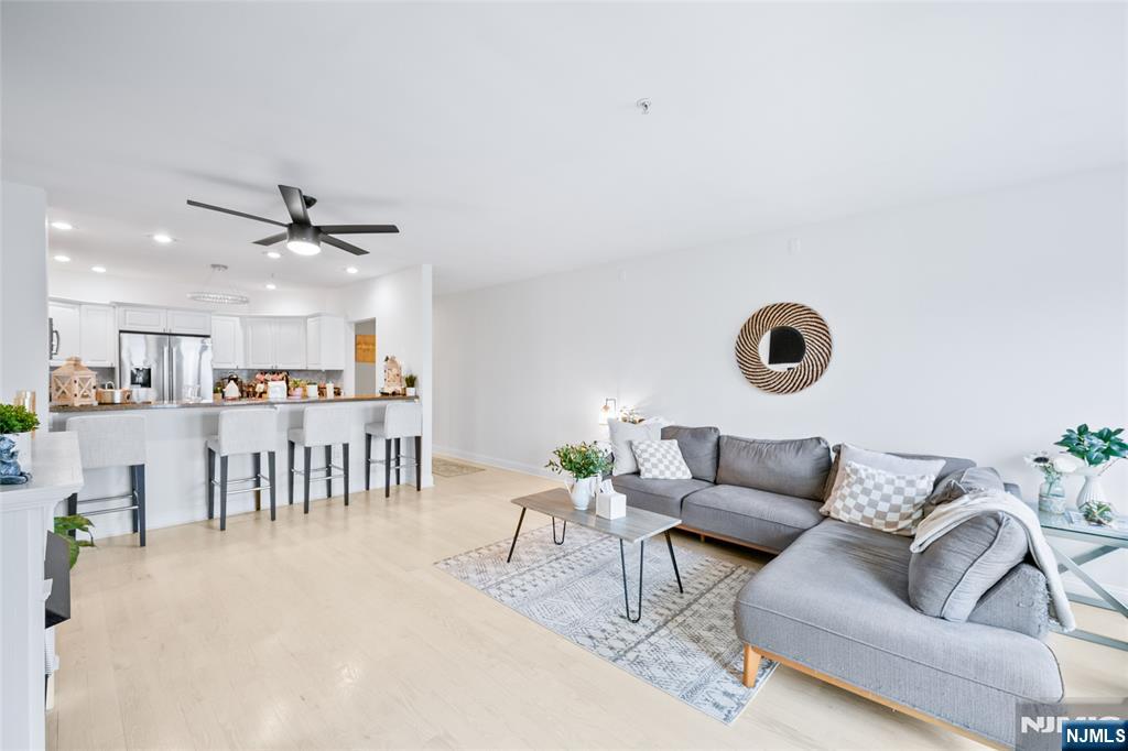 319 The Promenade