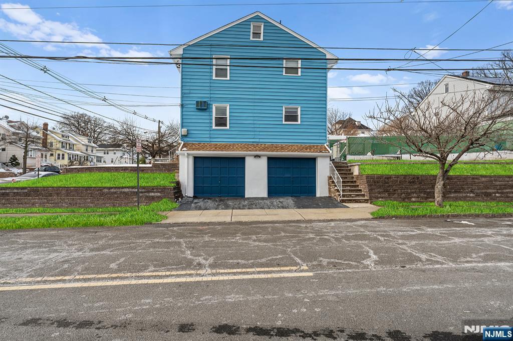 274 Greylock Parkway