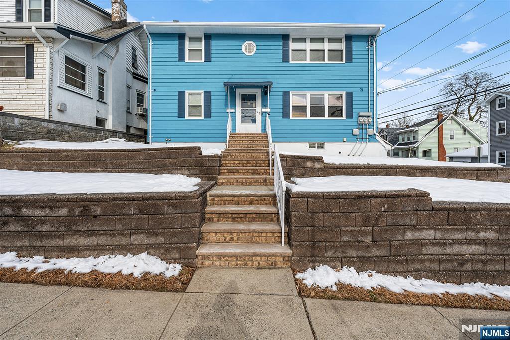 274 Greylock Parkway