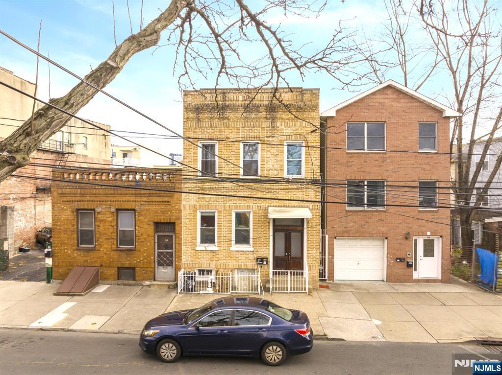12 Wright Avenue
