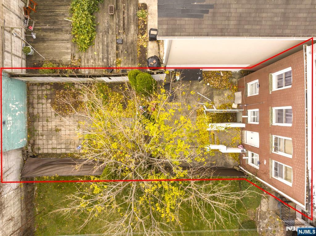 12 Wright Avenue