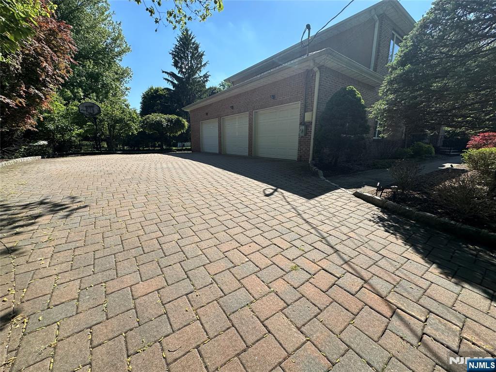 604 Grandview Terrace