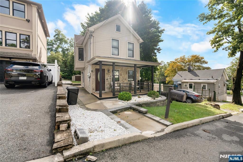 2 Wilson Avenue