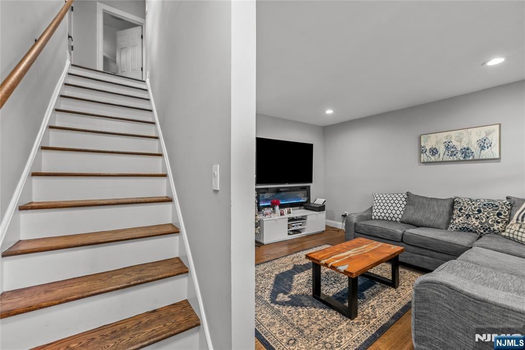 2 Wilson Avenue