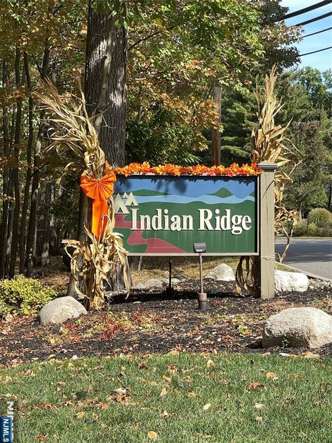 Photo of 2214 Hilltop Road, Mahwah, NJ 07430 (MLS # 25036123)
