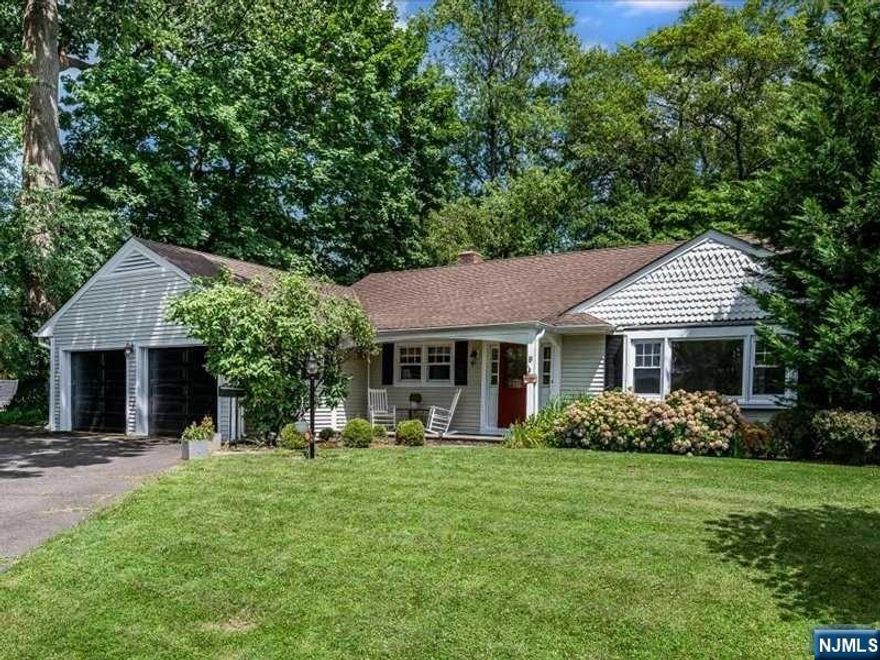 How Sweet It Is! Enjoy easy one floor living at this pristine ranch on a favorite quiet cul-de-sac in a prime South End location. With over 2,000 sq ft of living space and a great layout, this home offers a large living room with big bay window, sunroom/office, dining room open to the patio and yard, kitchen with breakfast bar, stainless appliances including a 6-burner range, laundry room, powder room plus a bonus room with garage entry. There are 3 generous bedrooms including the primary bedroom with walk-in closet and ensuite bath, plus a hall bath. Lots of storage options. Central air. Private flat fenced back yard with a patio as well as an open front porch with paver patio. Walkable to top-rated Glen Ridge schools and easy, fast NY commute from Glen Ridge train station. A unique opportunity for Glen Ridge downsizers looking to stay in town!